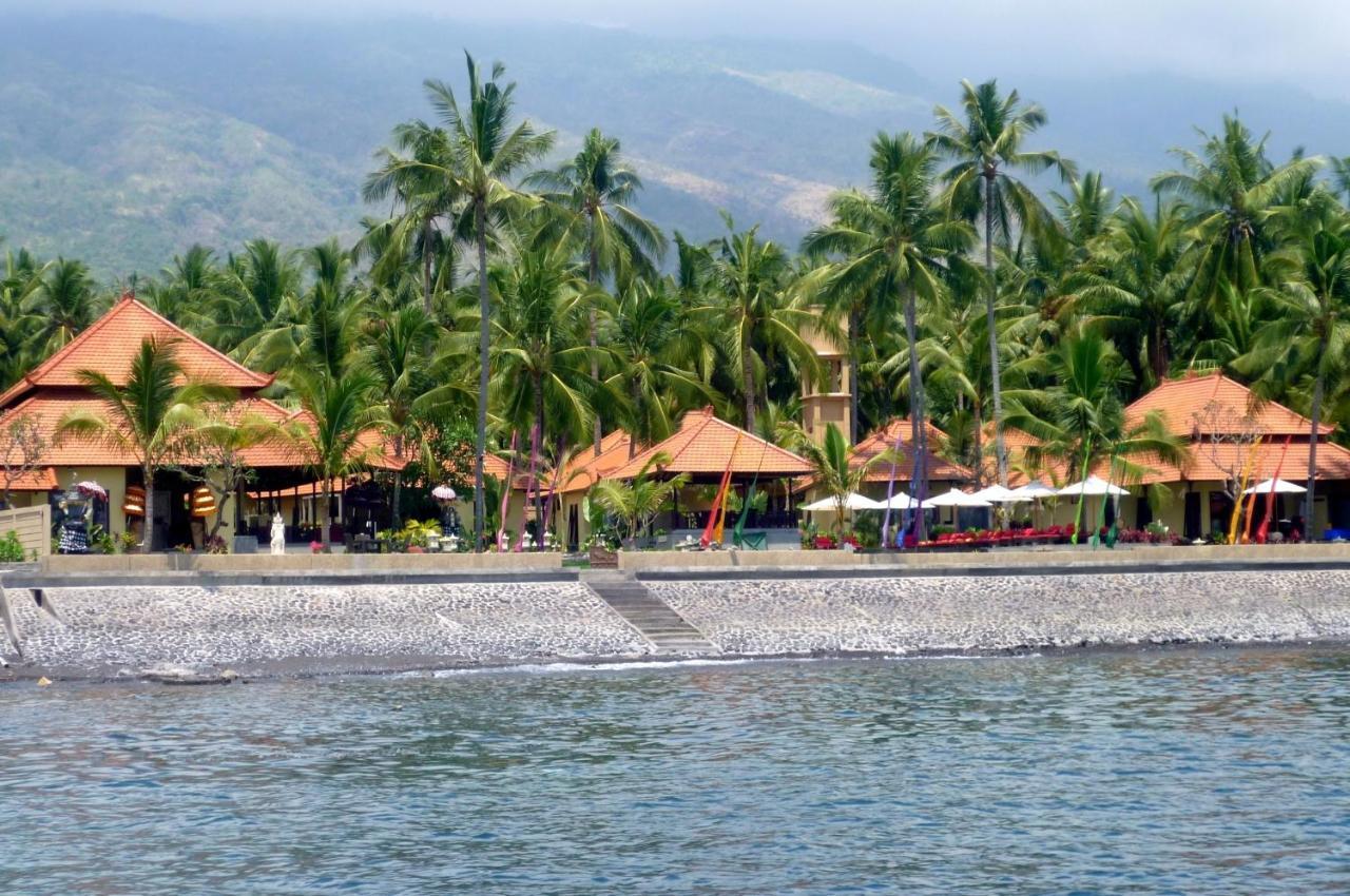 Teluk Karang Dive & Spa Resort Tejakula Exterior photo